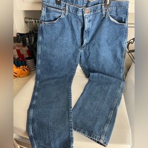 Men’s Wranglers.  38x30. Perfect condition.  Darker wash blue